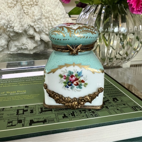 Limoges French Porcelain Inkwell/Trinket Box - Picture 1 of 7